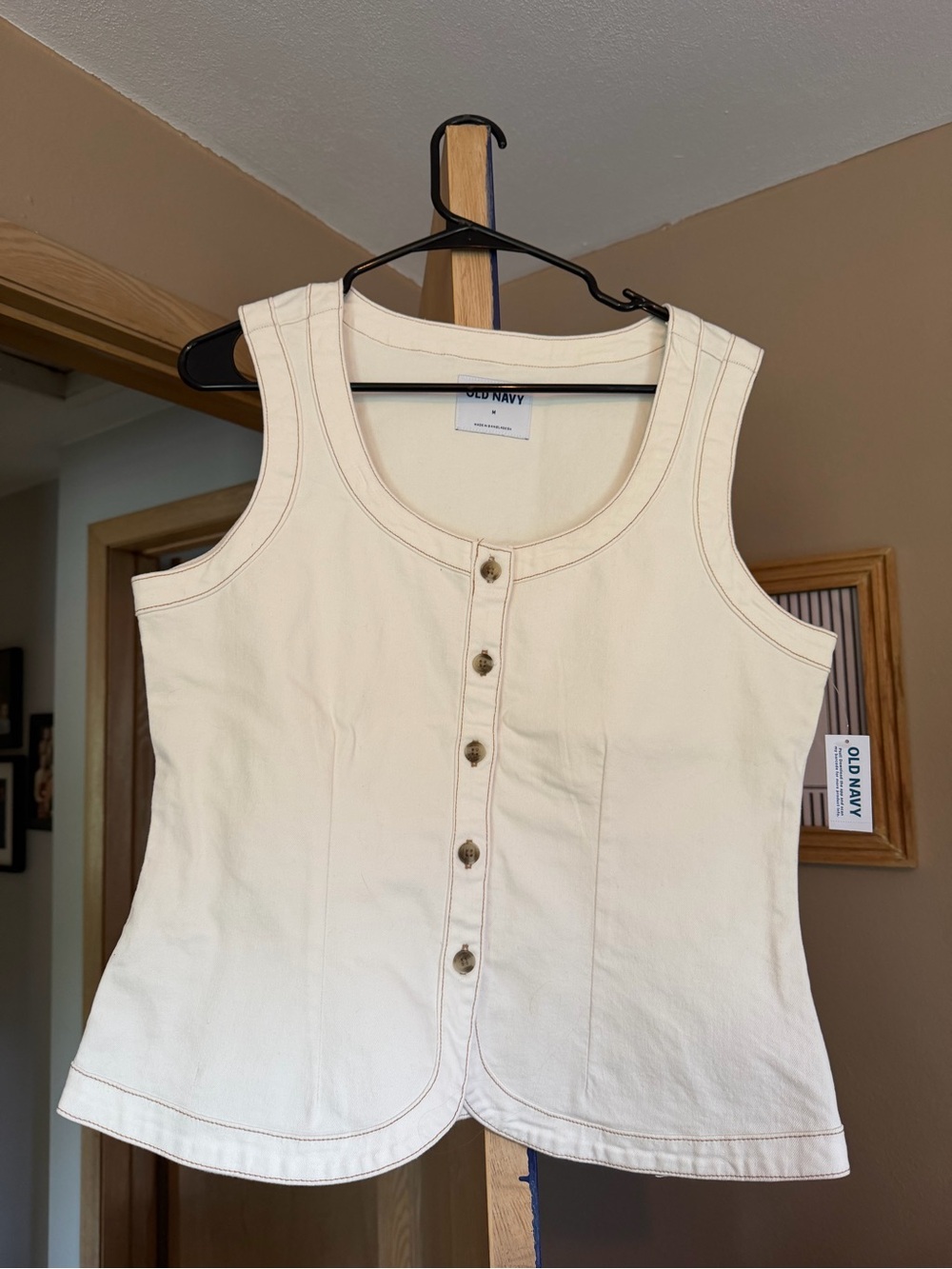 Old Navy Cream Button-Front Tank with Curved Hem